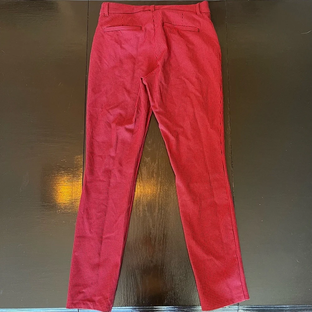 GAP Size 4 Black and Red Checkered Skinny Pants